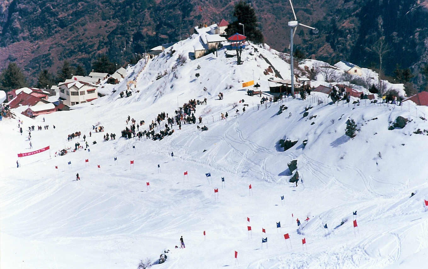 7 Best Places to Spend A Snowy Winter Vacation in India