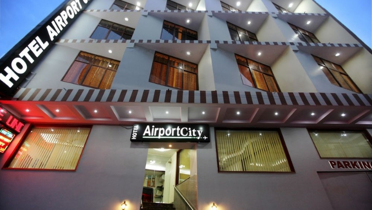 accommodation in delhi,budget accommodation in delhi,places to stay near delhi airport